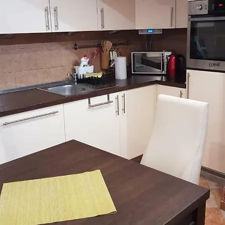 Sana Apartamento Sanski Most